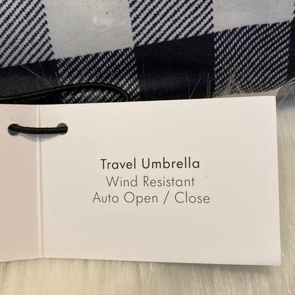 Kate Spade♠️NY GINGHAM Travel Umbrella w/ pouch, New w/ Tags, Cover-Never Opened - Picture 9 of 10